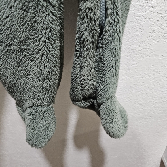 Eddie Bauer Kids Boy Girl Infant Green Fleece Soft Plush Onsie Footed Si… - Picture 5 of 10